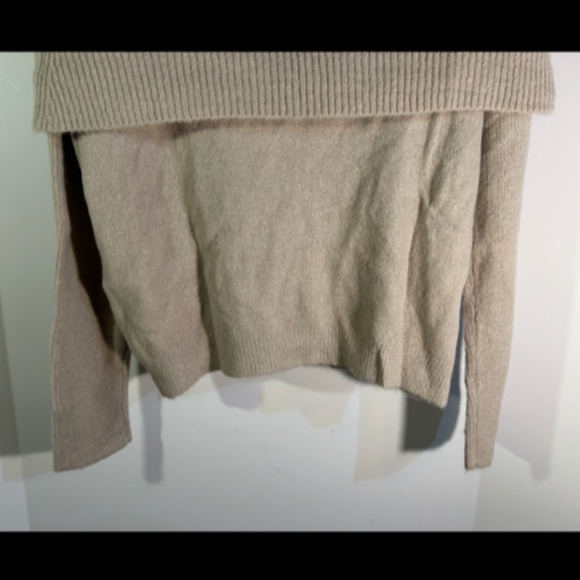 Stitches & Stripes Shireen Ribbed Off Shoulder Pullover Sweater Beige Size S - Picture 9 of 15